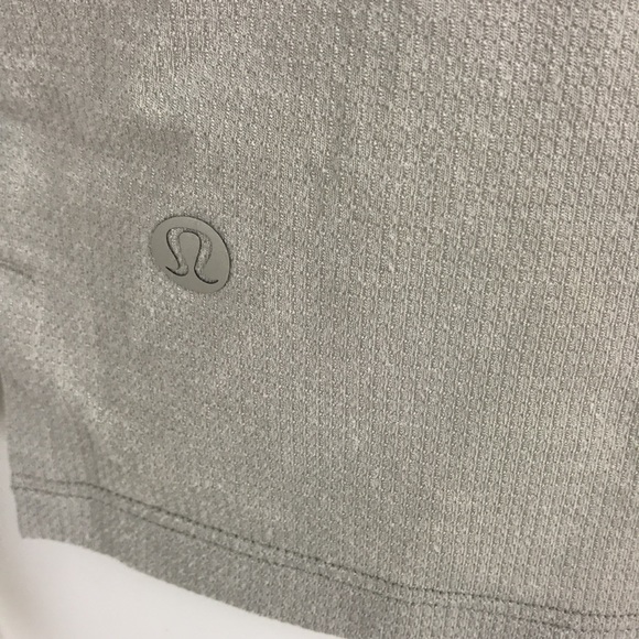 Men’s Lululemon Henley Long Sleeve stretch Shirt - Picture 8 of 9